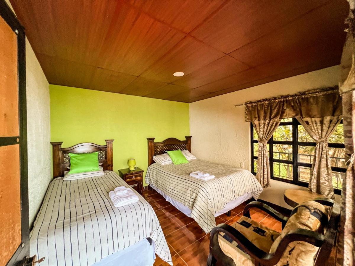 Rancho Fortaleza -Hotel & Spa- Сан-Антонио-Палопо Экстерьер фото